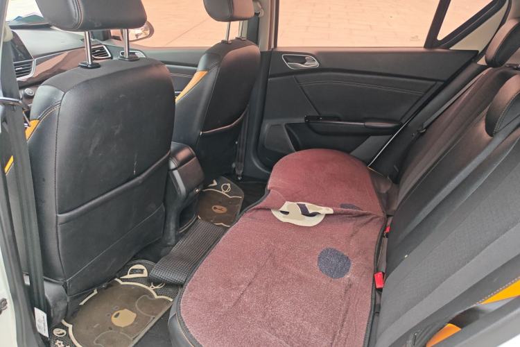 Used Baojun 310 2017 1.5L Automatic Fashion Model Left Rear Seat