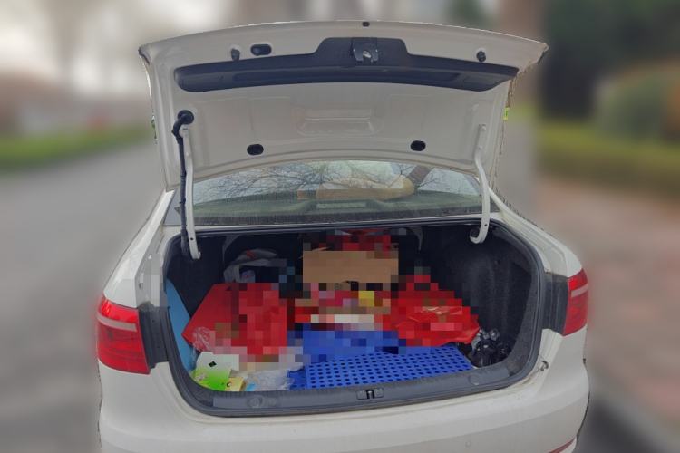 Used Volkswagen Lavida 2013 Restyled Classic 1.6L Manual Comfort Edition