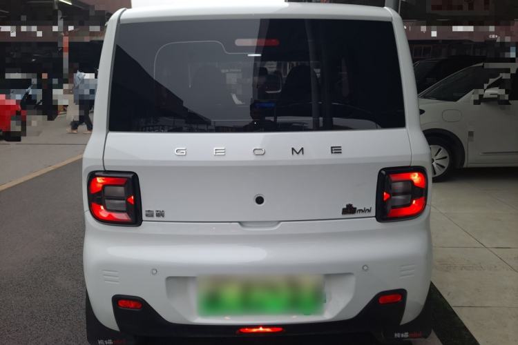 Used Geely Galaxy Panda 2024 Panda Mini 200km Endurance Bear Rear