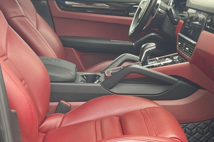 Used Porsche Cayenne 2019 Cayenne 3.0T Interior 1