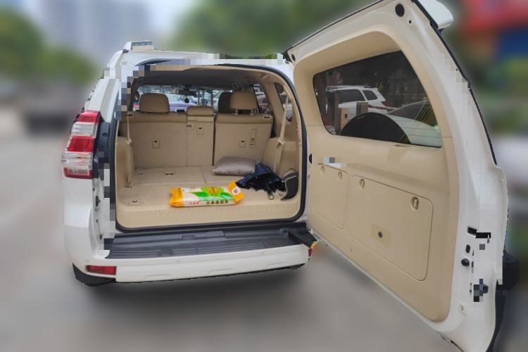 Used Toyota Prado 2017 2.7L Parallel Import