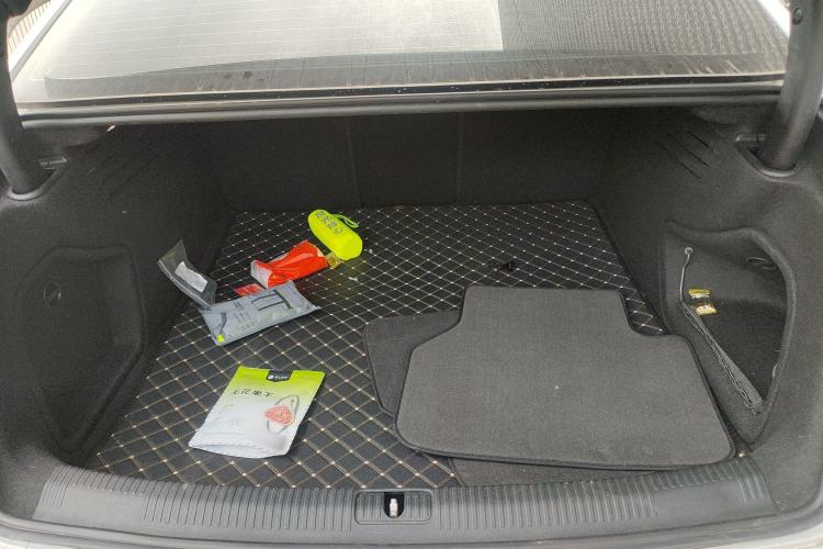 Used Audi A4L 2024 40 TFSI Fashion Dynamic Model
