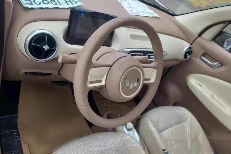 Used Wuling Hongguang MINIEV 2025 Four-Door Version Advanced Edition