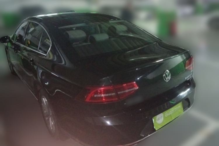 Used Volkswagen Magotan 2018 330TSI DSG Luxury Model Rear Left 45 Deg