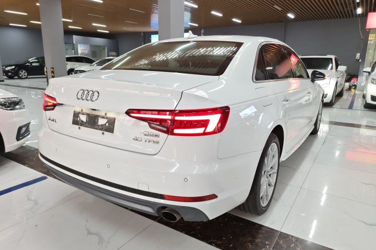 Used Audi A4L 2018 30th Anniversary Edition 40 TFSI Fashion Model