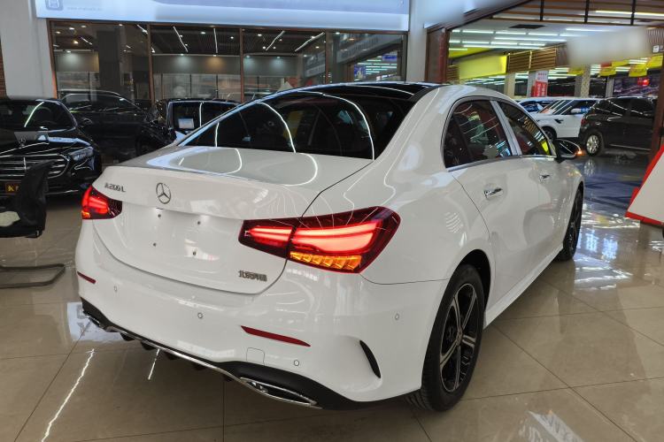 Used Mercedes-Benz A-Class 2025 A 200 L Fashion Model Rear Right 45 Deg