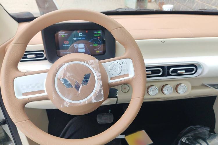 Used Wuling Hongguang MINIEV 2024 3rd Generation 215km Youth Edition