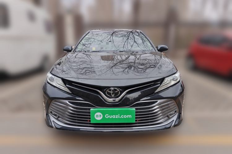 Used Toyota Camry 2018 2.0G Luxury Edition

