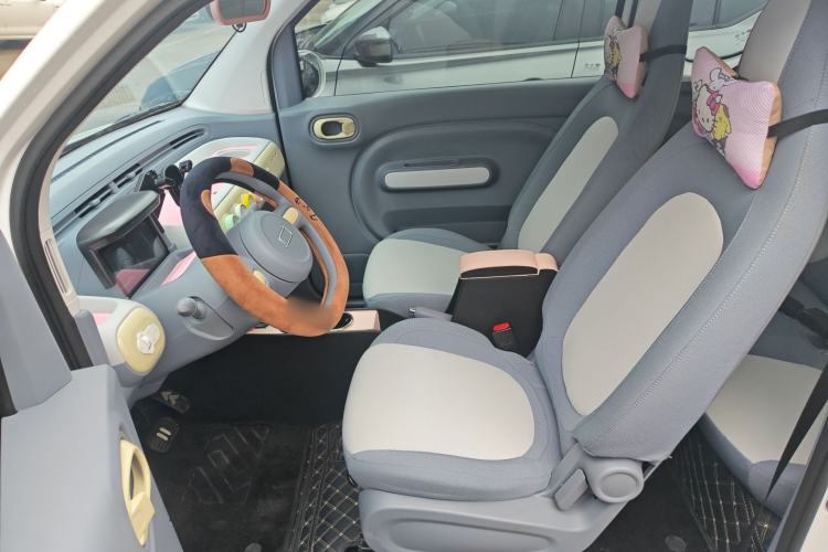 Used Bestune Pony 2025 222km Range Agile Horse Left Front Seat