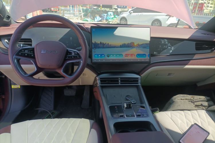 Used BYD Seal 2023 DM-i 1.5T 121km Flagship Model
