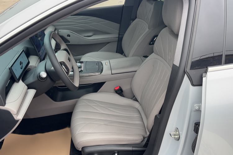 Used Geely Galaxy 8 2025 130km EM-i Flagship Edition Left Front Seat