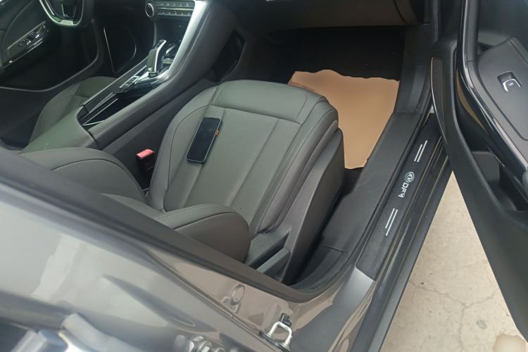 Used Dongfeng Aeolus AX7 2020 1.6T Automatic AI Navigation Model China VI Standard
