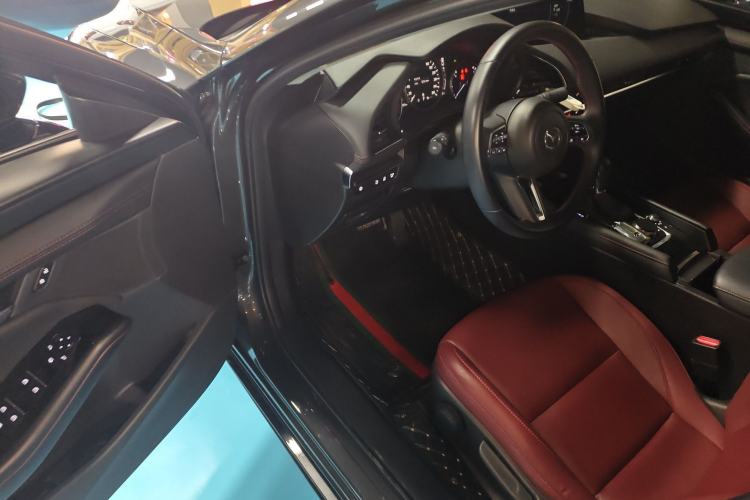 Used Mazda 3 Axela 2022 2.0L Automatic Premium Black Obsidian Edition
