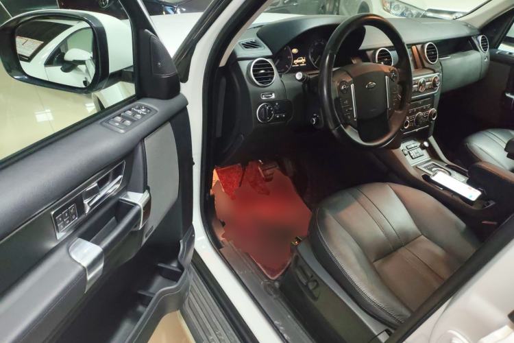 Used Land Rover Discovery 2015 3.0 SDV6 HSE Diesel Version Driver Seat