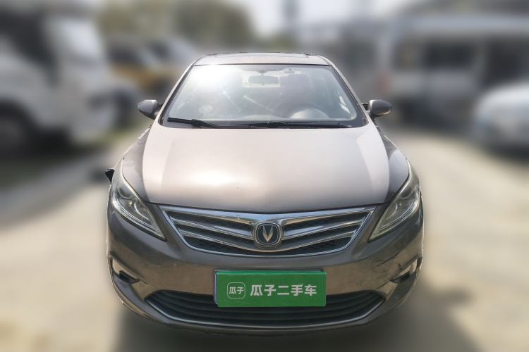 Used CHANGAN Eado 2015 1.6L Manual Luxury Model China IV Standard