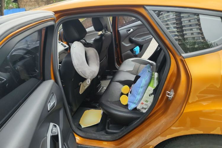 Used Ford Focus 2015 Hatchback 1.6L Manual Fashion Edition