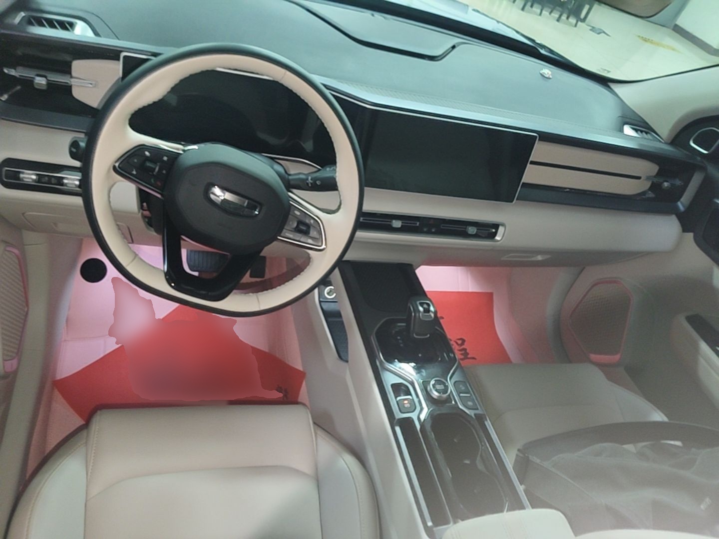 Geely Auto icon 2023 1.5TD Chocolate Luxe Edition — снимка 12