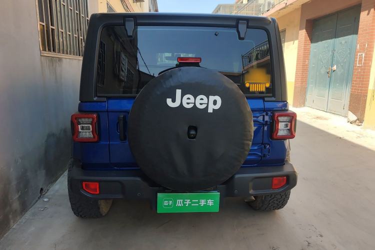 Used Jeep Wrangler 2019 2.0T Sahara Four-Door Version China VI Emission Standard