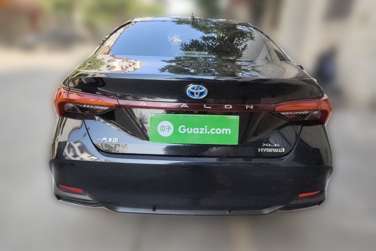 Used Toyota Avalon 2019 Dual-Engine 2.5L XLE Prestige Version China VI Standard