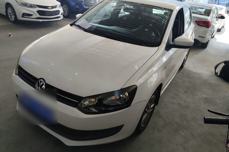 Used Volkswagen Polo 2013 1.4L Manual Fashion Edition