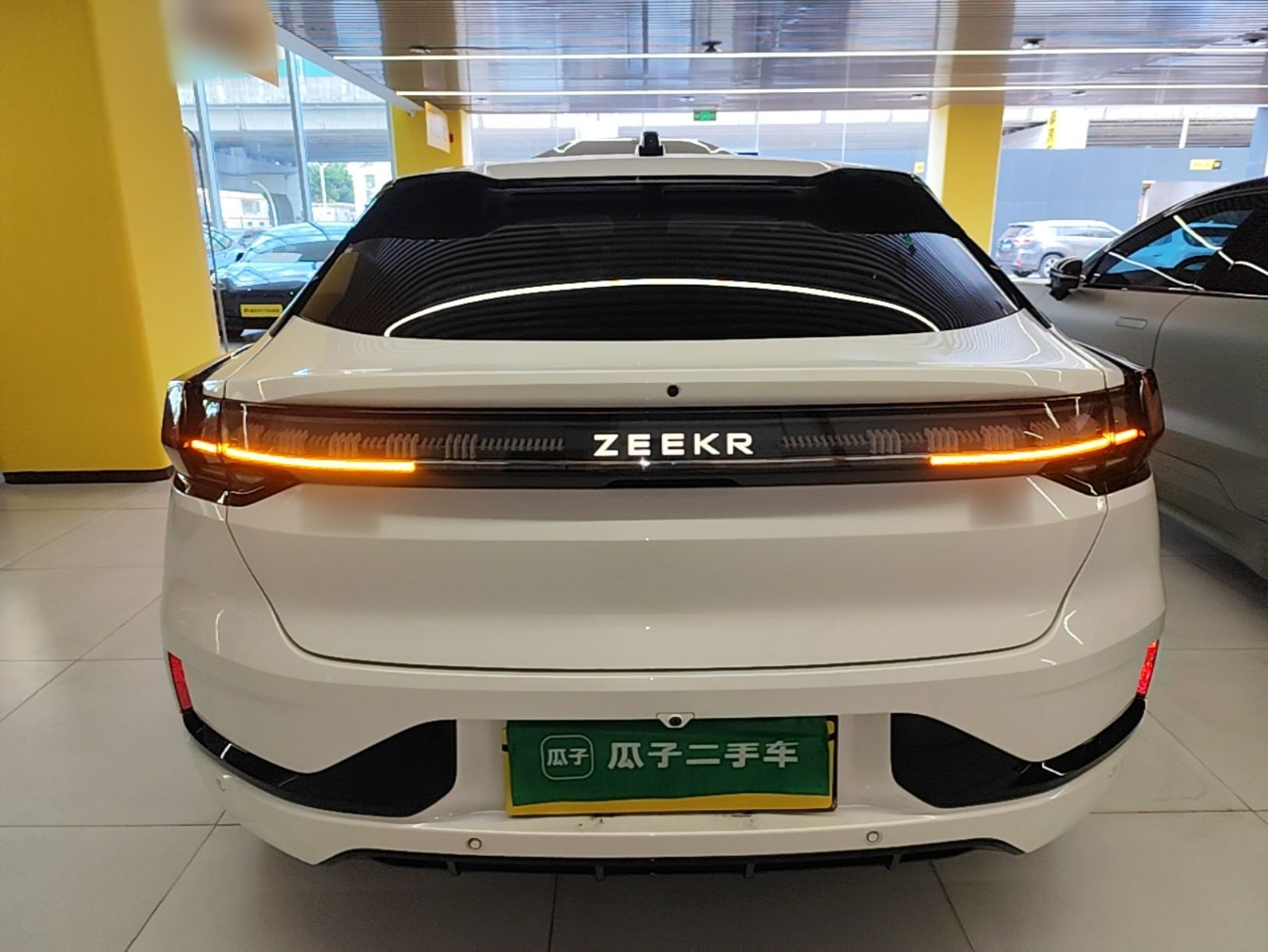 Zeekr 001 2023 YOU Edition 100 kWh — снимка 5