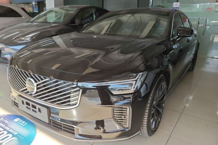 Used Volvo S90 New Energy 2026 Plug-in Hybrid Four-Wheel Drive Long-Range Zhiyi Luxury Edition