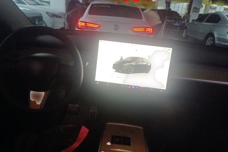 Used Tesla Model Y 2022 Revised Version Long-Range All-Wheel Drive Center Console