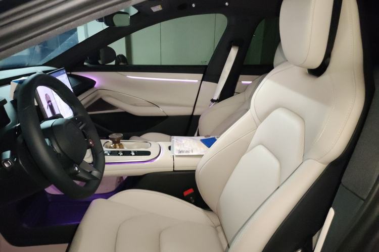 Used Xiaomi Auto SU7 2024 Rear-Drive Ultra-Long Range Advanced Pro-Level Intelligent Driving Version Left Front Seat