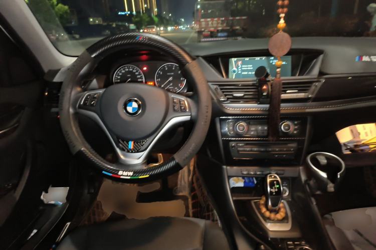 Used BMW X1 2015 sDrive18i Leading Edition Steering Wheel