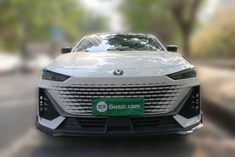 Used CHANGAN UNI-V 2023 1.5T Prestige Model