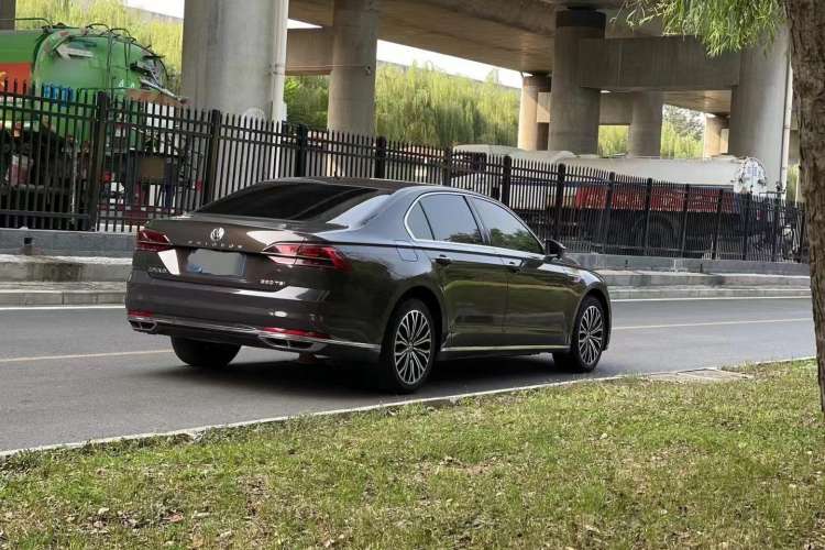 Used Volkswagen Phideon 2019 380TSI Two-Wheel Drive Business Edition China VI Standard
