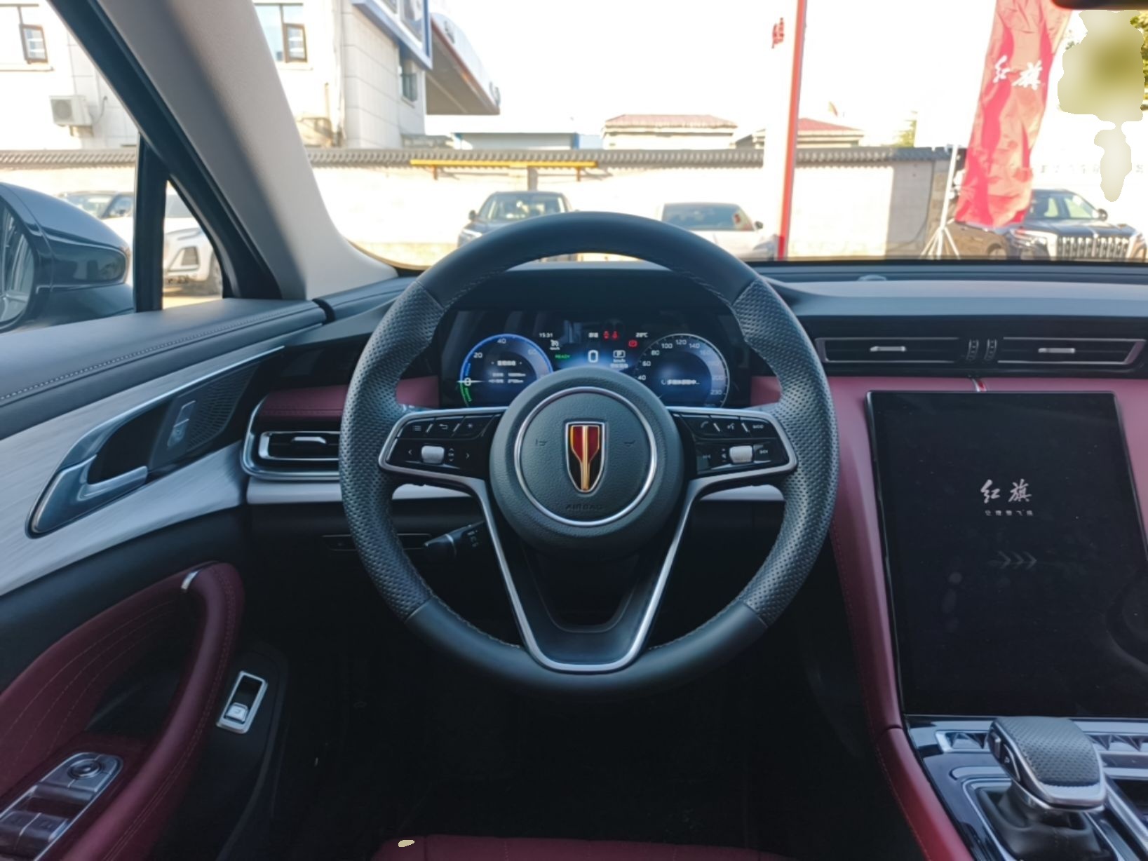 Hongqi H5 PHEV 2025 130 Super Hybrid Version — снимка 13