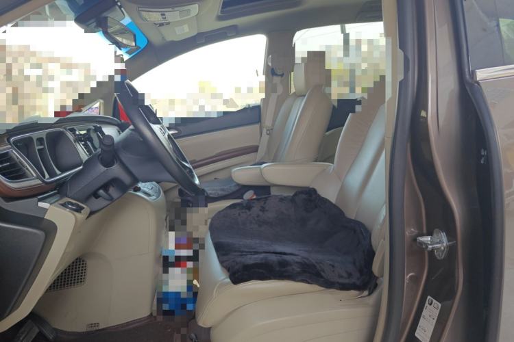 Used Buick GL8 2014 2.4L LT Luxury Business Executive Edition
