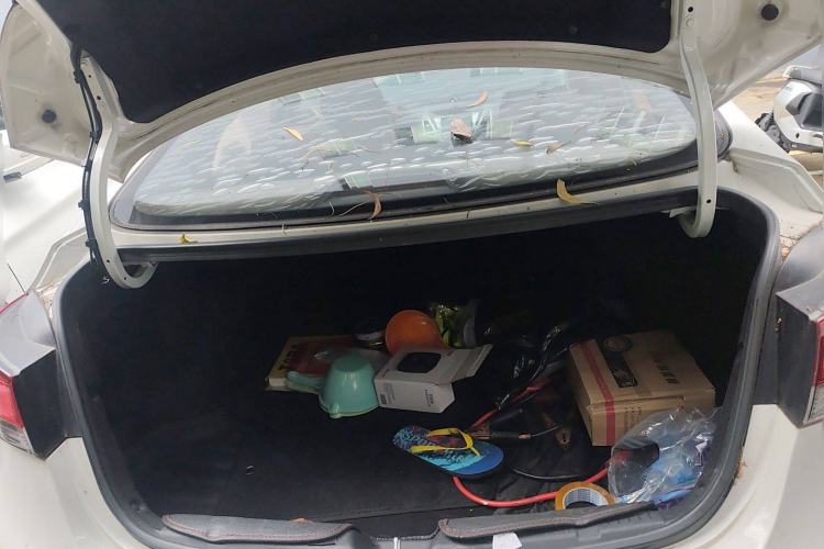 Used Hyundai Elantra (5th Generation / Langdong) 2016 1.6L Automatic Prestige Model Trunk