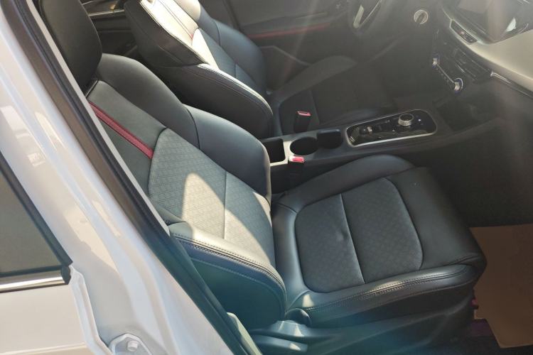 Used Changan Eado New Energy 2024 EV460 Smart Upgrade Version – Lithium Iron Phosphate