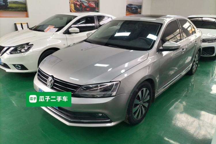 Used Volkswagen Sagitar 2017 180TSI Automatic Luxury Edition