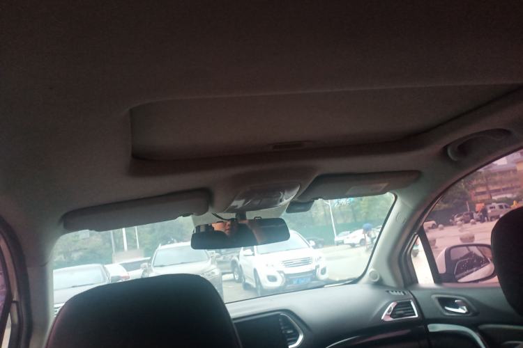 Used GAC Trumpchi GS4 2015 200T G-DCT Elite Edition Headliner