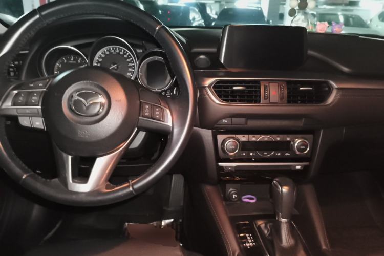 Used Mazda Atenza 2017 2.0L Blue Sky Luxury Edition
