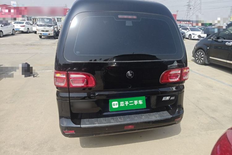 Used FORTHING Lingzhi 2022 Striving Version M5L 1.6L Base Model 9-Seater Rear