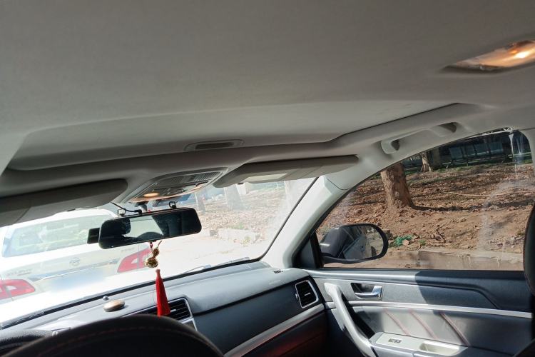 Used Haval M6 2019 1.5T DCT Two-Wheel Drive Elite Version China V Standard
