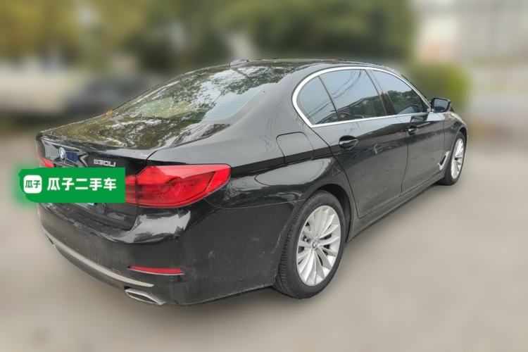 Used BMW 5 Series 2019 Facelifted 530Li Luxury Edition Premium Package Rear Right 45 Deg