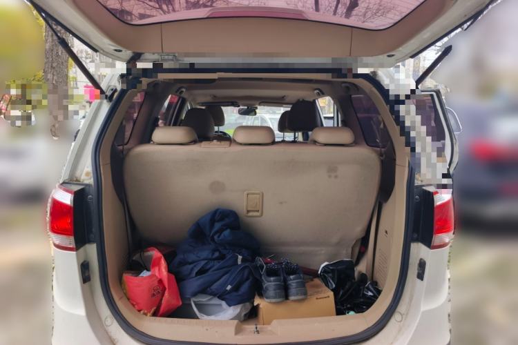 Used Baojun 730 2014 1.5L manual luxury trim 7 seats