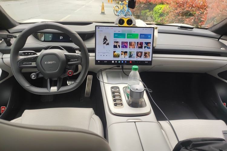 Used Xiaomi Auto SU7 2024 Four-Wheel Drive Ultra-Long Range Advanced Intelligent Driving Max Edition
