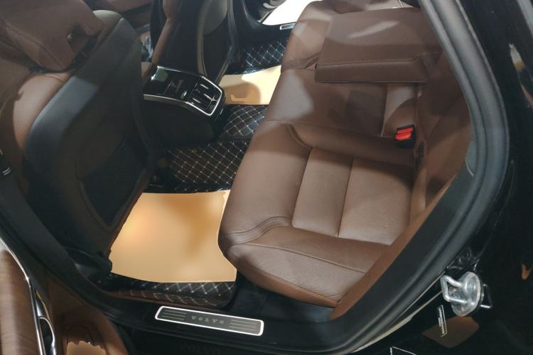 Used Volvo S90 2025 B5 Zhiyuan Luxury Edition
