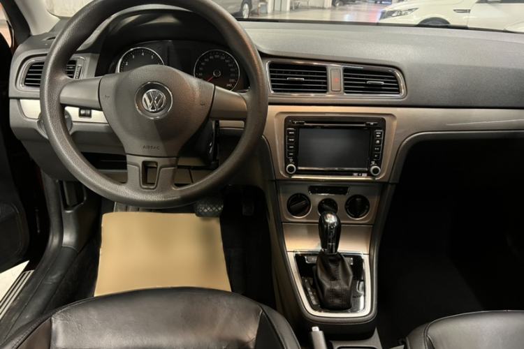 Used Volkswagen Lavida 2013 Restyled Classic 1.6L Automatic Comfort Edition
