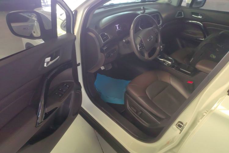 Used GAC Trumpchi GS4 2017 235T Automatic Two-Wheel Drive Luxury Smart Connectivity Version Driver Seat