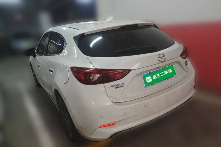 Used Mazda 3 Axela 2017 Hatchback 2.0L Automatic Sport Model China V Emission Standard
