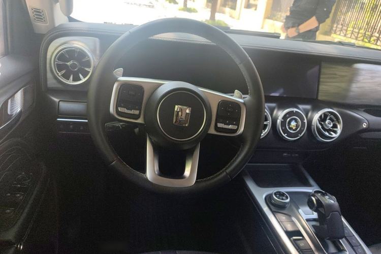 Used Tank 300 2021 City Edition 2.0T—Truly Stylish
