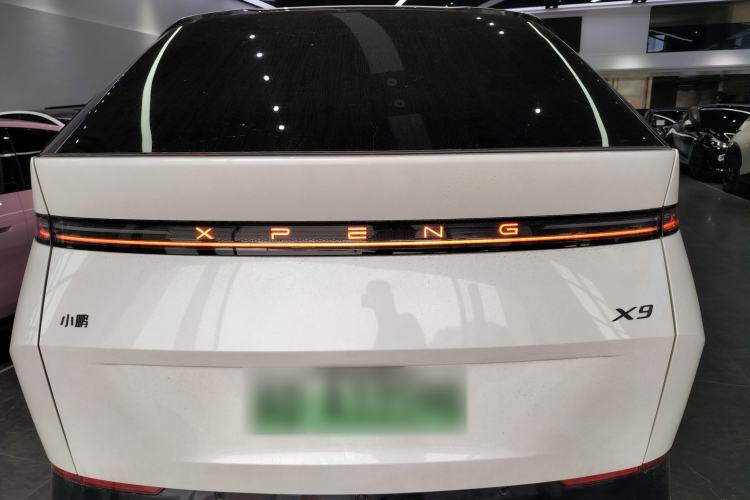 Used XPeng X9 2025 740 Ultra-Long Range Max
