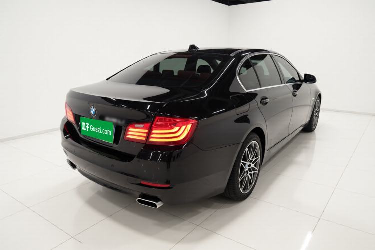 Used BMW 5 Series 2014 535Li Leading Model
